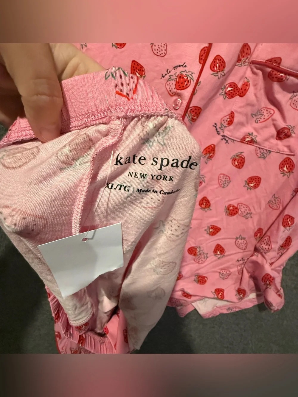 Kate Spade 2 piece Pajama Set Womens XL Pink Strawberries Shirt Shorts Boxers